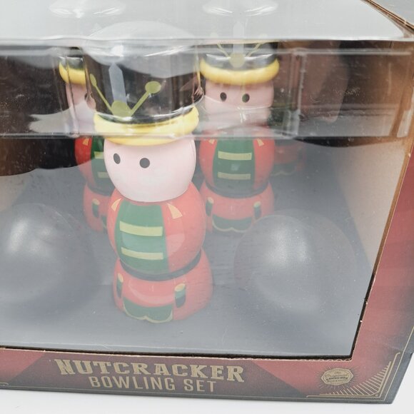 Christmas Holiday Nutcracker Bowling Set 7" Tall Nutcrackers & 2 Bowling Balls - Picture 4 of 9